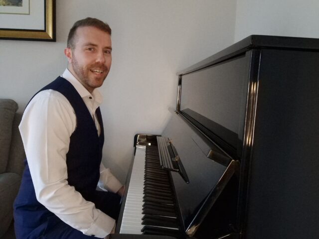 Ciarán Rocliffe - Piano Teacher - Ballincollig